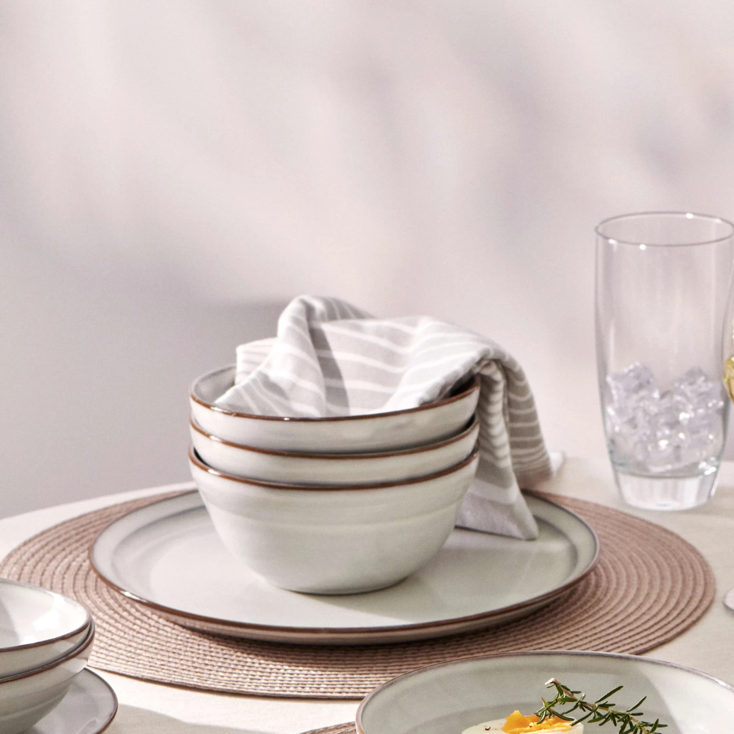 Clover Breakfast Bowls 15 X 7cm - Set Of 6 - Natural 2 Clover Breakfast Bowls 15 X 7cm - Set Of 6 - Natural - Image 2