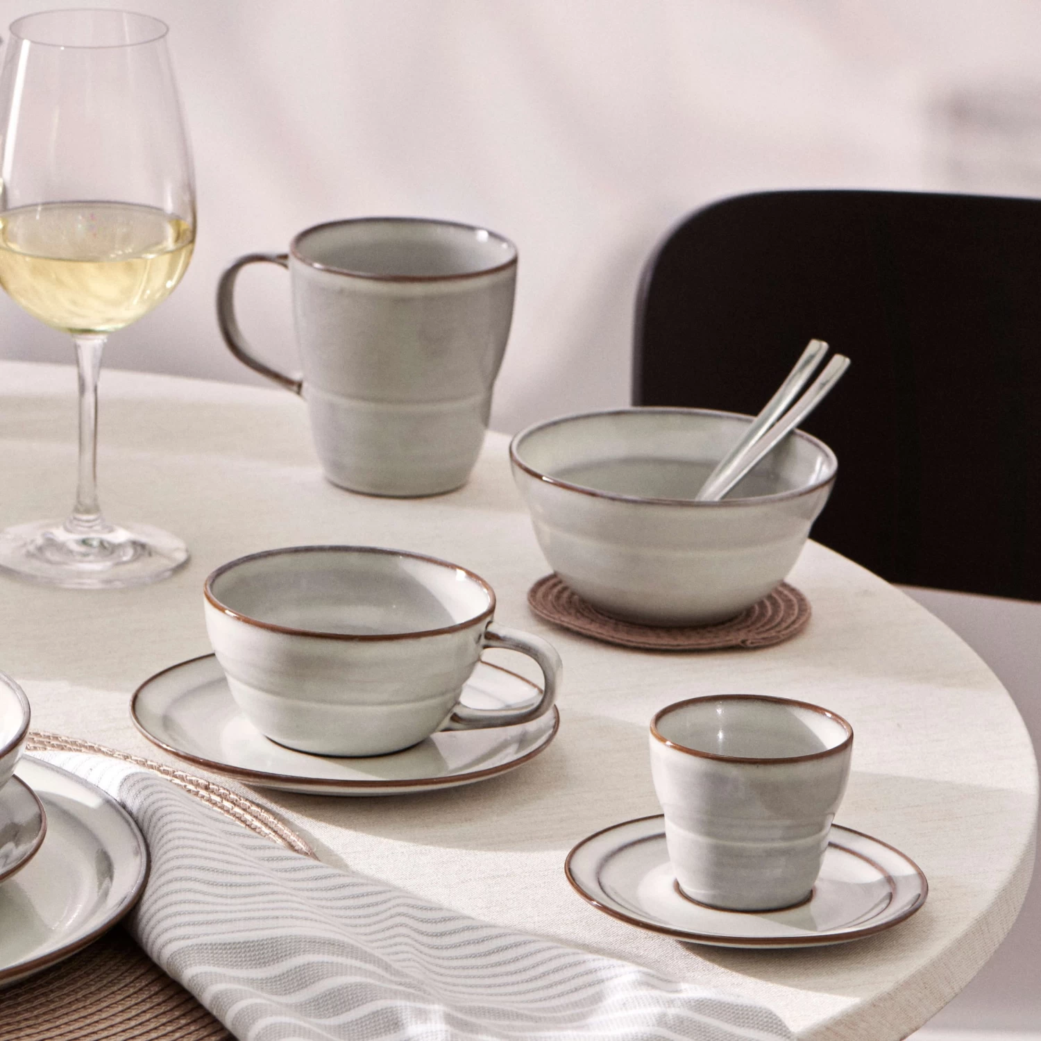 Clover Mugs 345mL - Set Of 6 - Natural 2 Clover Mugs 345mL - Set Of 6 - Natural - Image 2